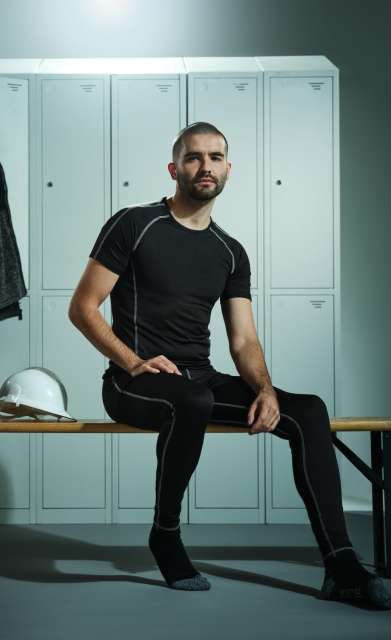 PRO SHORT SLEEVE BASE LAYER TOP