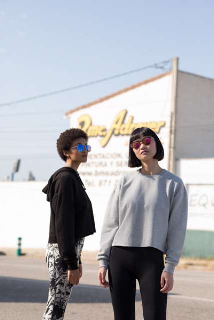 WOMEN'S CROPPED SLOUNGE HOODY